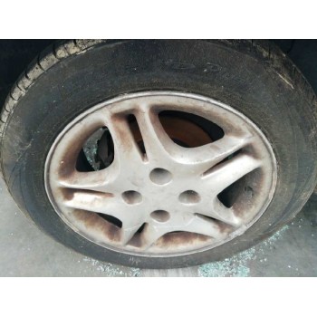 citroën xsara berlina del año 2001