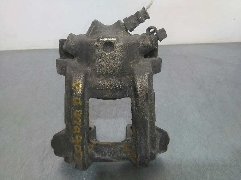Recambio de pinza freno delantera derecha para bmw serie 1 lim. (f21) 116d referencia OEM IAM W09104240R  BOSCH