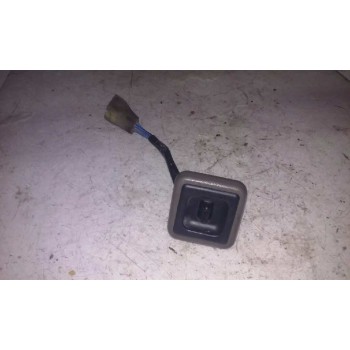 MANDO ELEVALUNAS DELANTERO DERECHO 