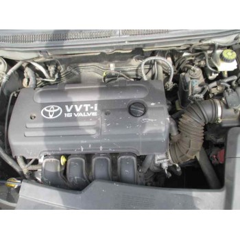 toyota avensis berlina (t25) del año 2004