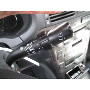 toyota avensis berlina (t25) del año 2004