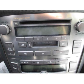 toyota avensis berlina (t25) del año 2004