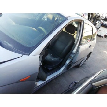 ford focus berlina (cak) del año 2001