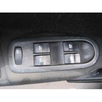 renault megane ii berlina 5p del año 1950