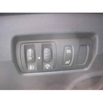 renault megane ii berlina 5p del año 1950