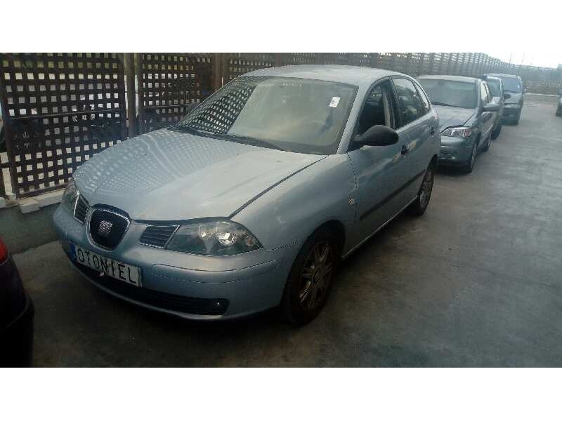 seat ibiza (6l1) del año 2003