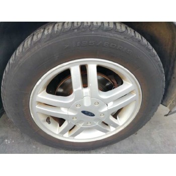 ford focus berlina (cak) del año 2001