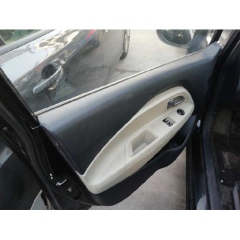 kia rio del año 2012