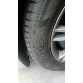 seat ibiza (6l1) del año 2003