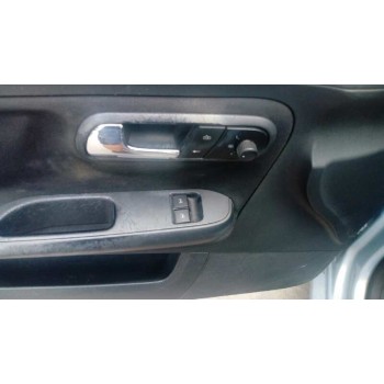 seat ibiza (6l1) del año 2003