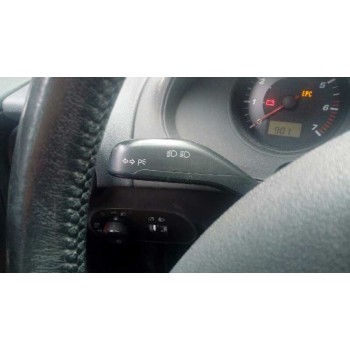 seat ibiza (6l1) del año 2003