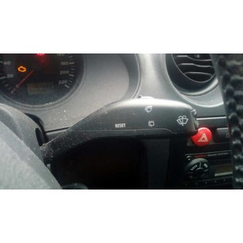 seat ibiza (6l1) del año 2003