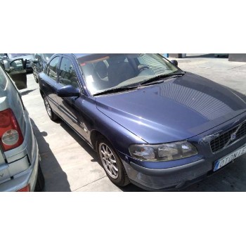 volvo s60 berlina del año 2001