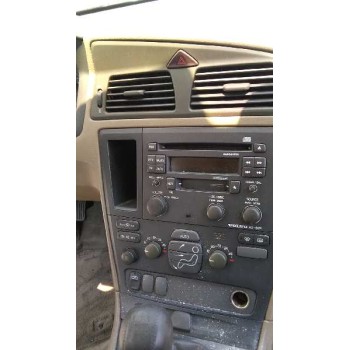 volvo s60 berlina del año 2001