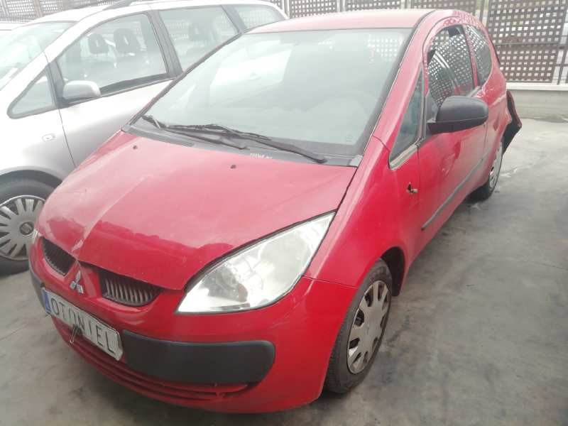 mitsubishi colt berlina 3 (cz) del año 2006