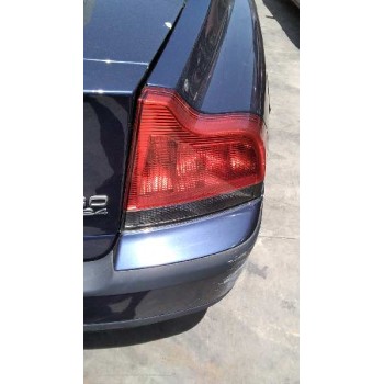 volvo s60 berlina del año 2001