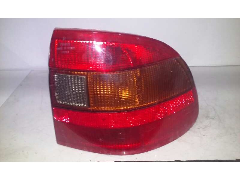 Recambio de piloto trasero derecho para opel astra f berlina 1.6 16v referencia OEM IAM  4 PUERTAS 