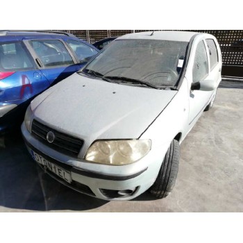 FIAT PUNTO BERLINA (188)