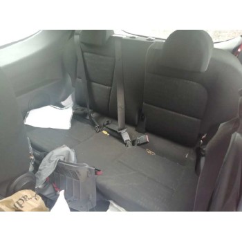 mitsubishi colt berlina 3 (cz) del año 2006