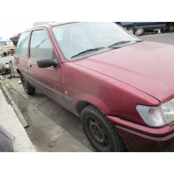 ford fiesta berlina del año 1995