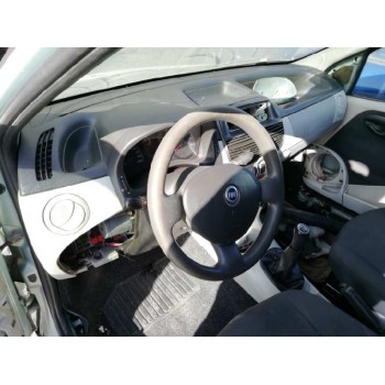 fiat punto berlina (188) del año 2004