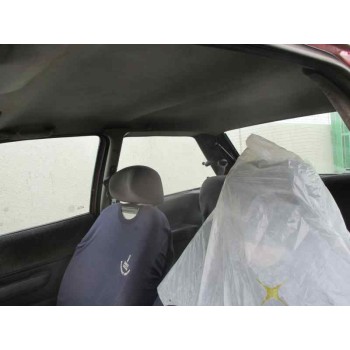 ford fiesta berlina del año 1995