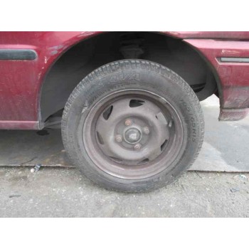 ford fiesta berlina del año 1995