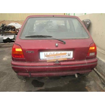 ford fiesta berlina del año 1995