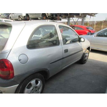 opel corsa b del año 2000