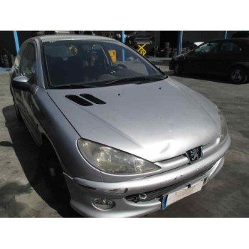 PEUGEOT 206 BERLINA