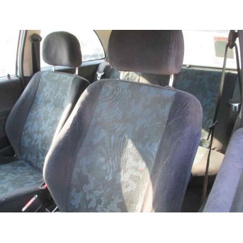 opel corsa b del año 2000