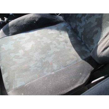 opel corsa b del año 2000