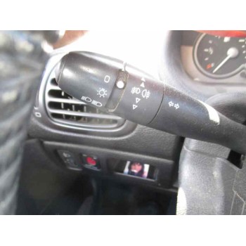 peugeot 206 berlina del año 2002
