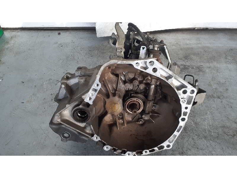 Recambio de caja cambios para toyota yaris active referencia OEM IAM   5V