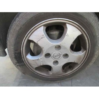 opel corsa b del año 2000