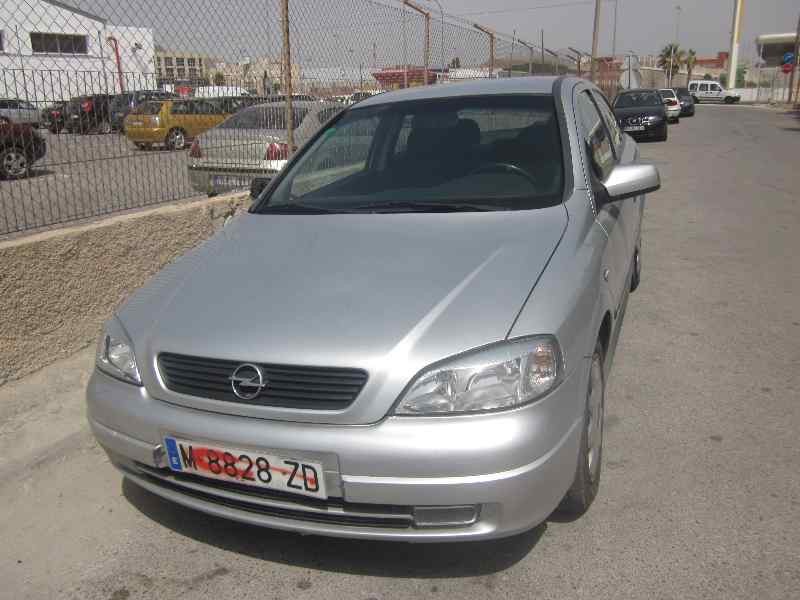 opel astra g berlina del año 1998