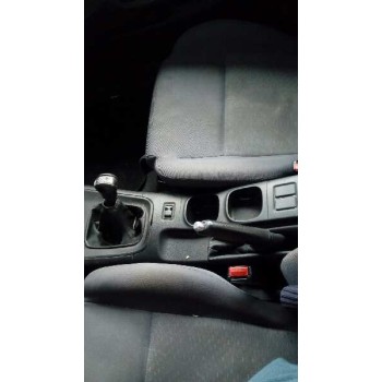 nissan primera berlina (p12) del año 2002