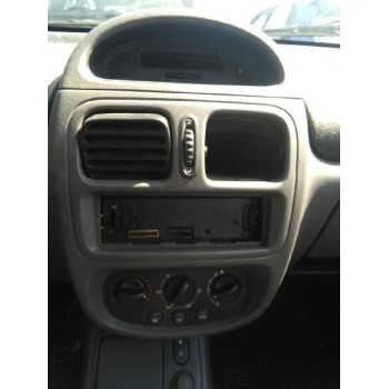 renault clio ii fase i (b/cbo) del año 2001