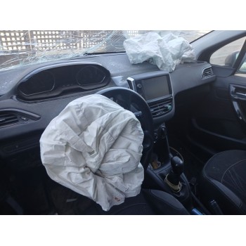 peugeot 208 i (ca_, cc_) del año 2013