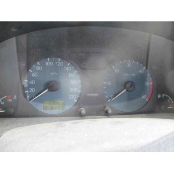 citroën xsara berlina del año 2002