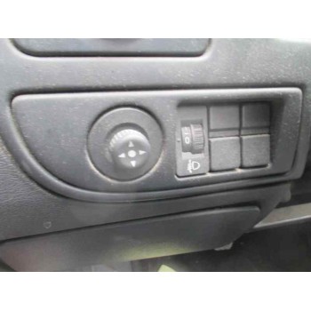 citroën xsara berlina del año 2002