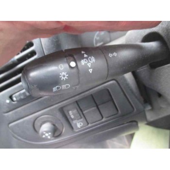 citroën xsara berlina del año 2002