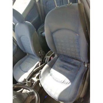 peugeot 206 berlina del año 2002