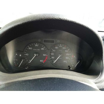 peugeot 206 berlina del año 2002