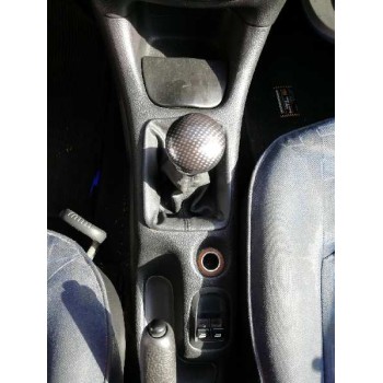 peugeot 206 berlina del año 2002