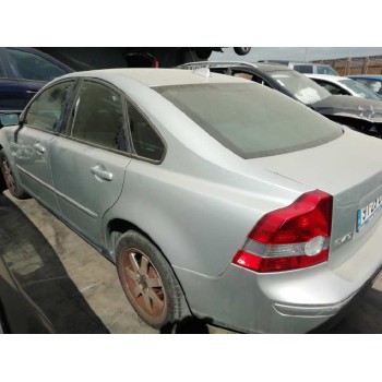 volvo s40 berlina del año 2005