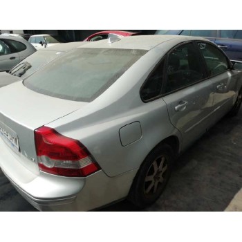 volvo s40 berlina del año 2005