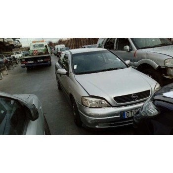 opel astra g berlina del año 2001