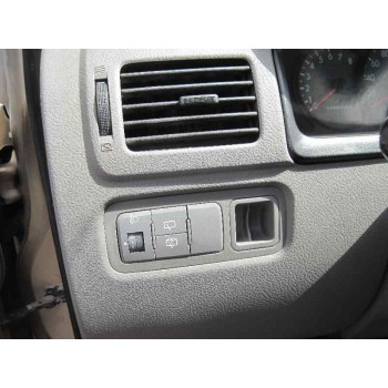 kia rio del año 2004