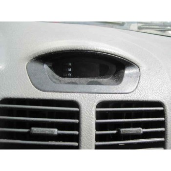 kia rio del año 2004